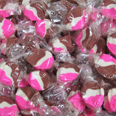 Neapolitan Ice Cream Taffy Chews - It's Delish